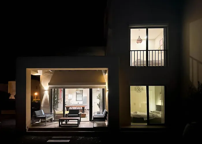 Villa Vibrant 3br - Free Pool & Lagoon Access At Elgouna