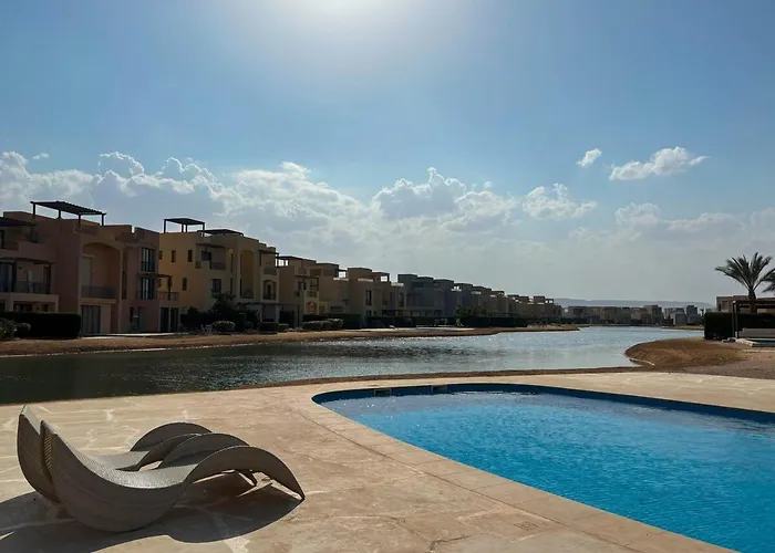 Villa Vibrant 3br - Free Pool & Lagoon Access At Elgouna Hurgada